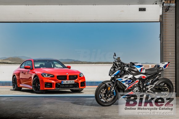 2023 BMW M 1000 R