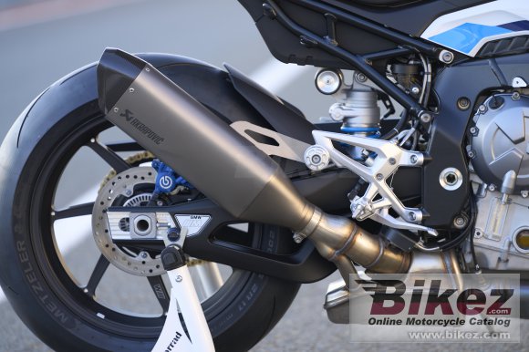 2023 BMW M 1000 R