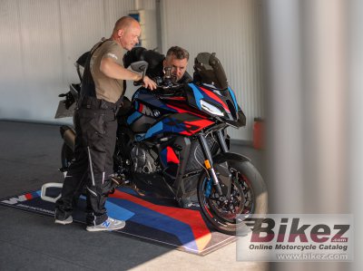 2024 BMW M 1000 XR