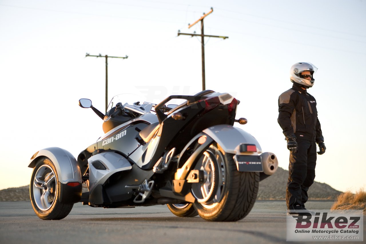 Can-Am Spyder Roadster