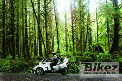 2011 Can-Am Spyder Roadster RT Limited