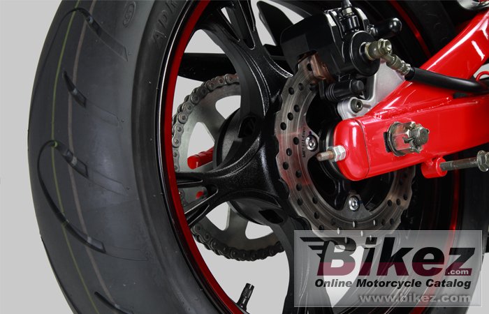 CF Moto 650NK