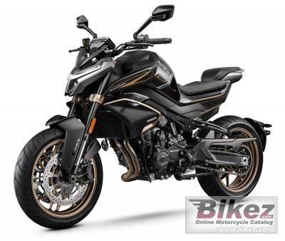 2025 CF Moto 800NK