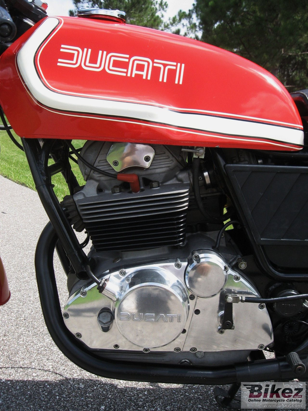Ducati 500 S Desmo
