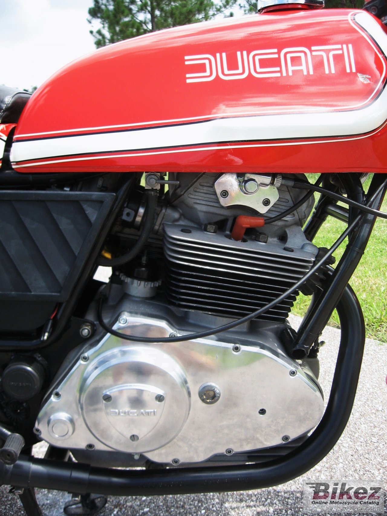 Ducati 500 S Desmo