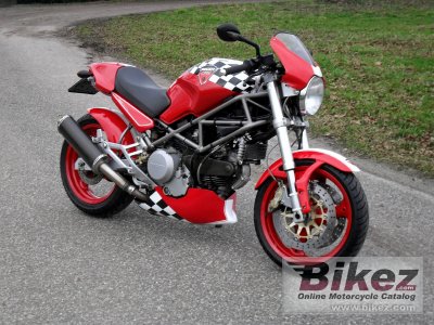 2001 Ducati Monster 750
