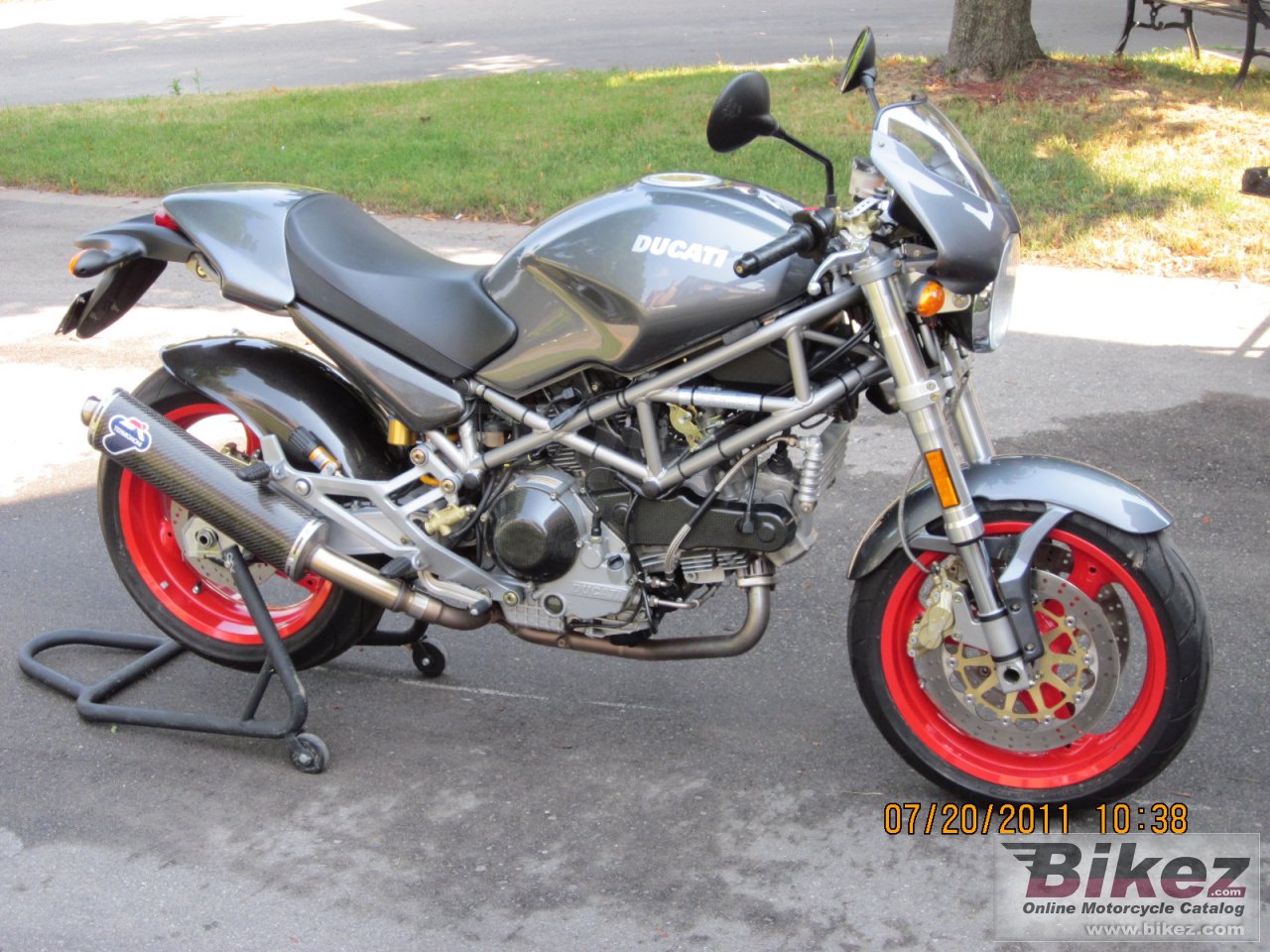 Ducati Monster 1000 S i.e.