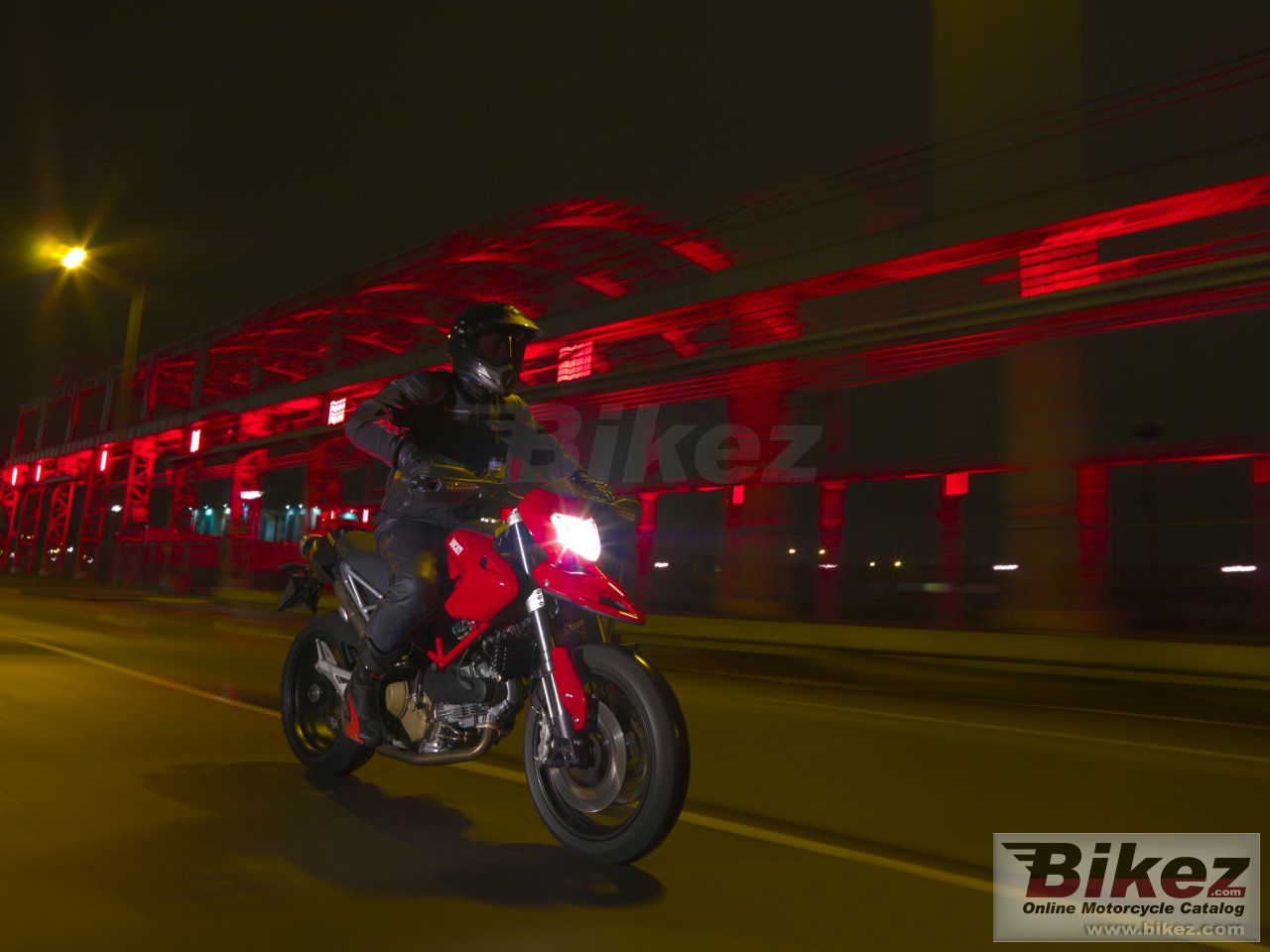 Ducati Hypermotard 1100