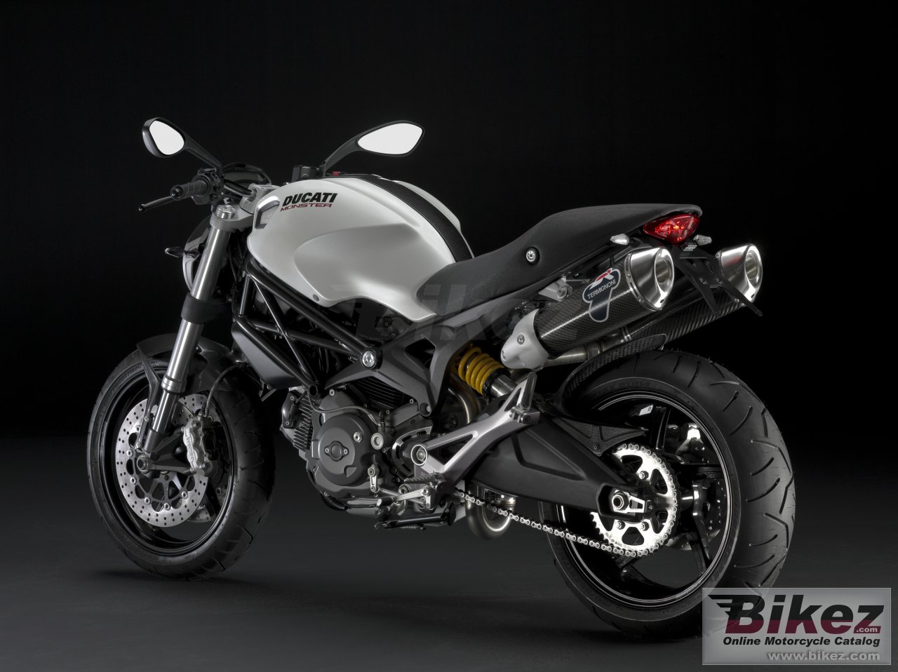 Ducati Monster 696