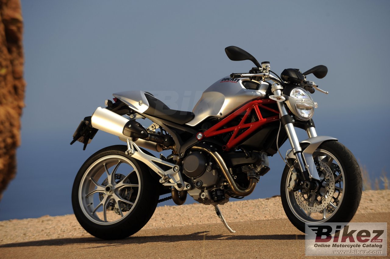 Ducati Monster 1100