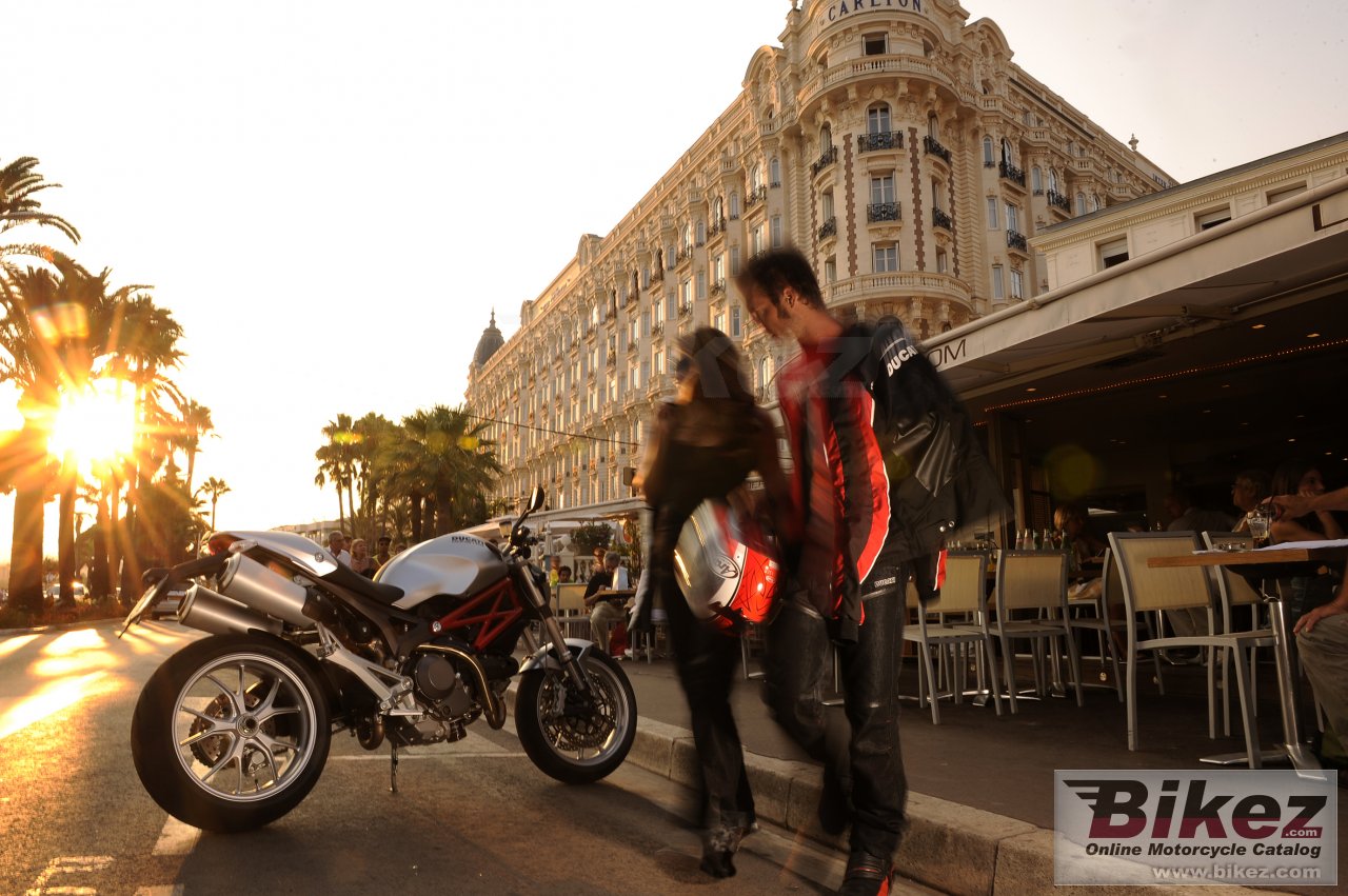 Ducati Monster 1100