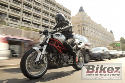 2009 Ducati Monster 1100