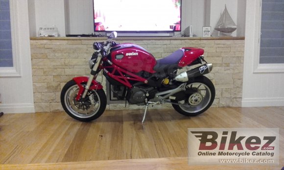 2009 Ducati Monster 1100