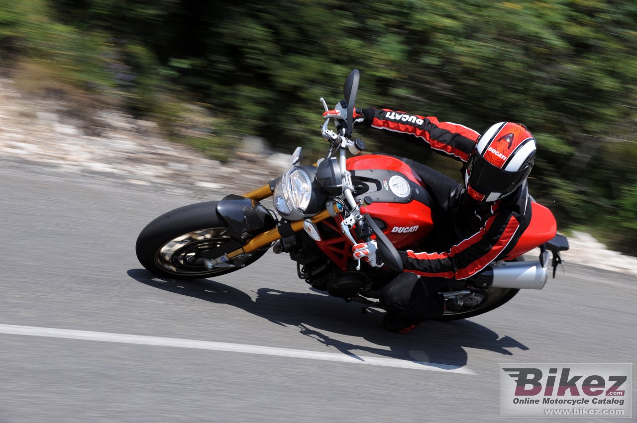 Ducati Monster 1100S