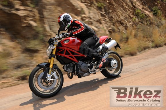 2009 Ducati Monster 1100S