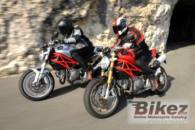 2009 Ducati Monster 1100S