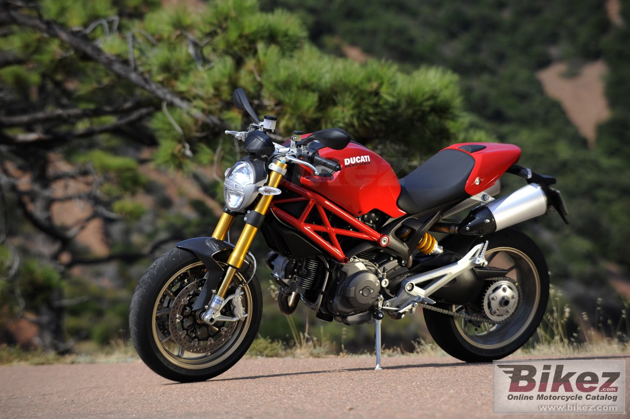 Ducati Monster 1100S