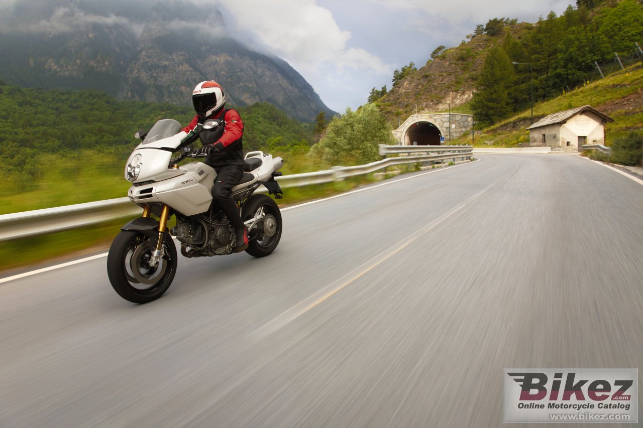 Ducati Multistrada 1100S