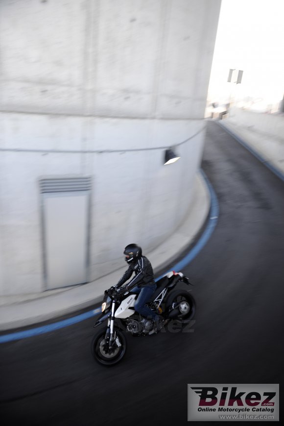 2010 Ducati Hypermotard 796