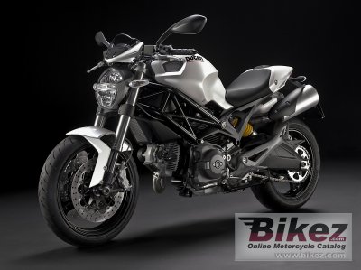 2010 Ducati Monster 696