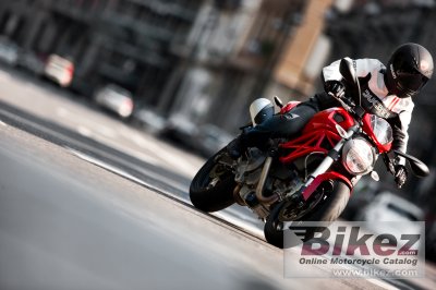 2010 Ducati Monster 696
