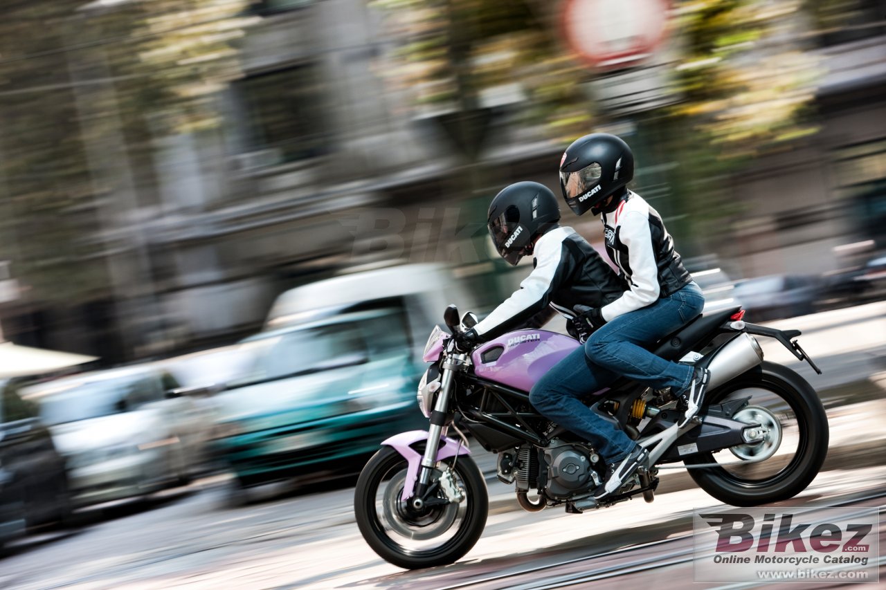 Ducati Monster 696