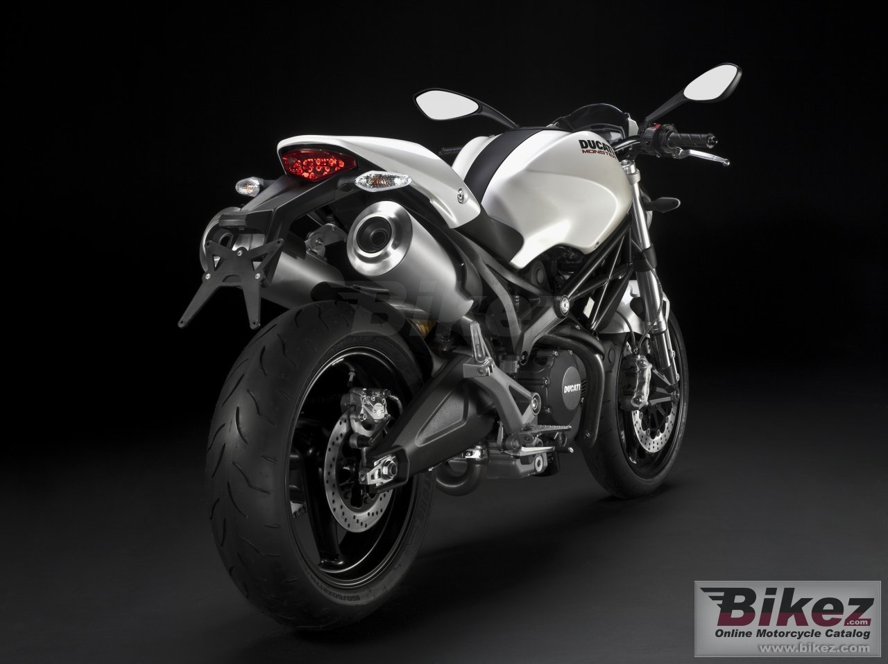 Ducati Monster 696