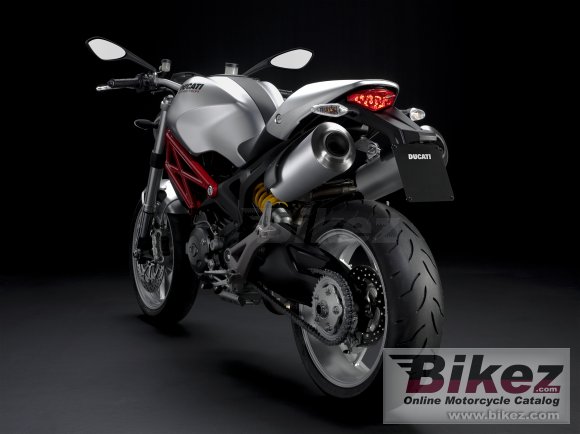 2010 Ducati Monster 1100