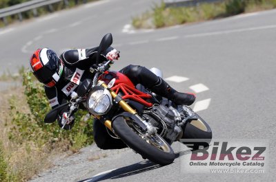 2010 Ducati Monster 1100 S