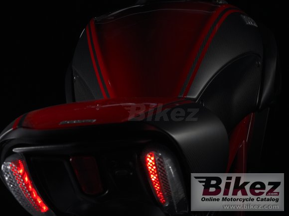 2011 Ducati Diavel Carbon