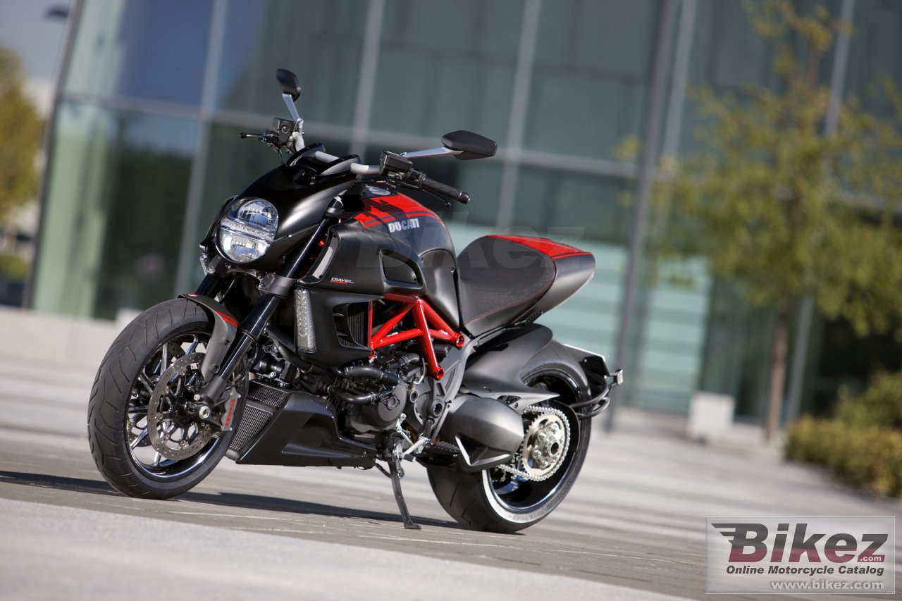 Ducati Diavel Carbon