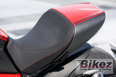 2011 Ducati Diavel Carbon