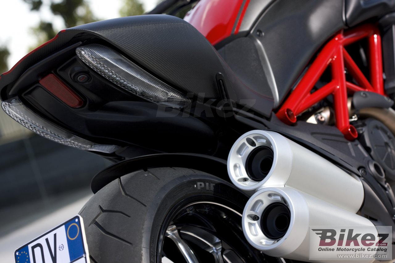 Ducati Diavel Carbon