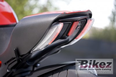 2011 Ducati Diavel Carbon