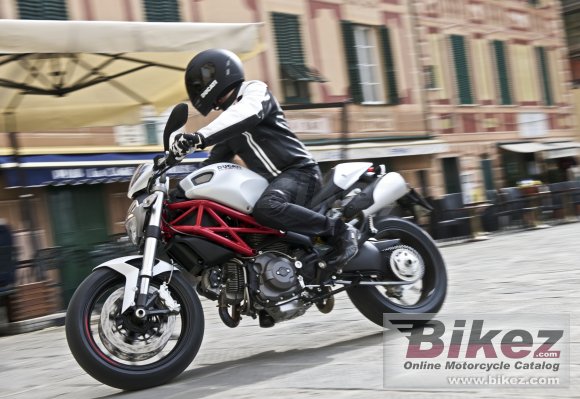 2011 Ducati Monster 796