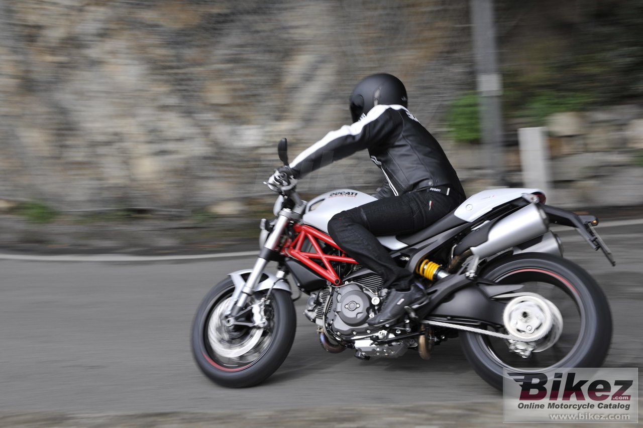 Ducati Monster 796