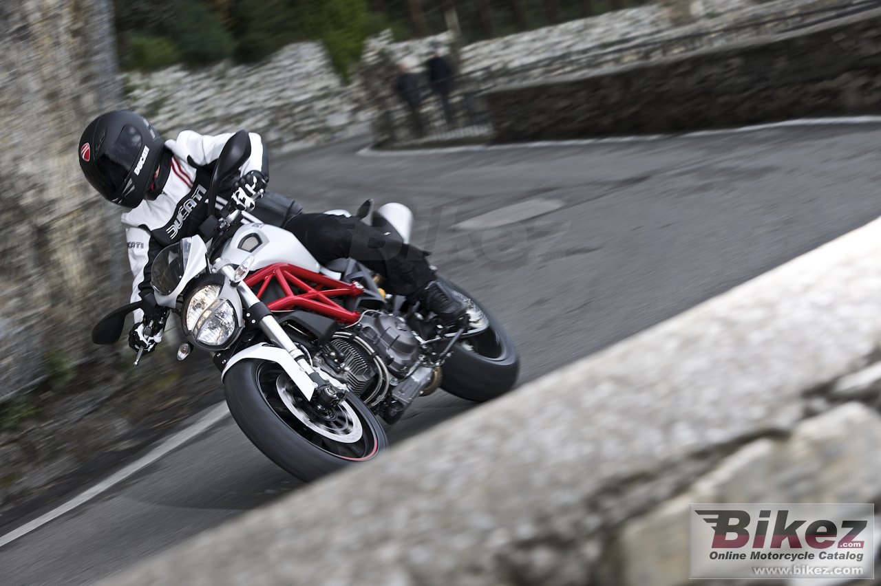 Ducati Monster 796