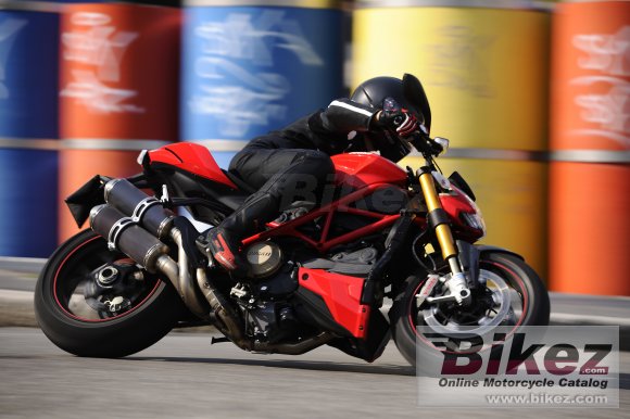 2011 Ducati Streetfighter S