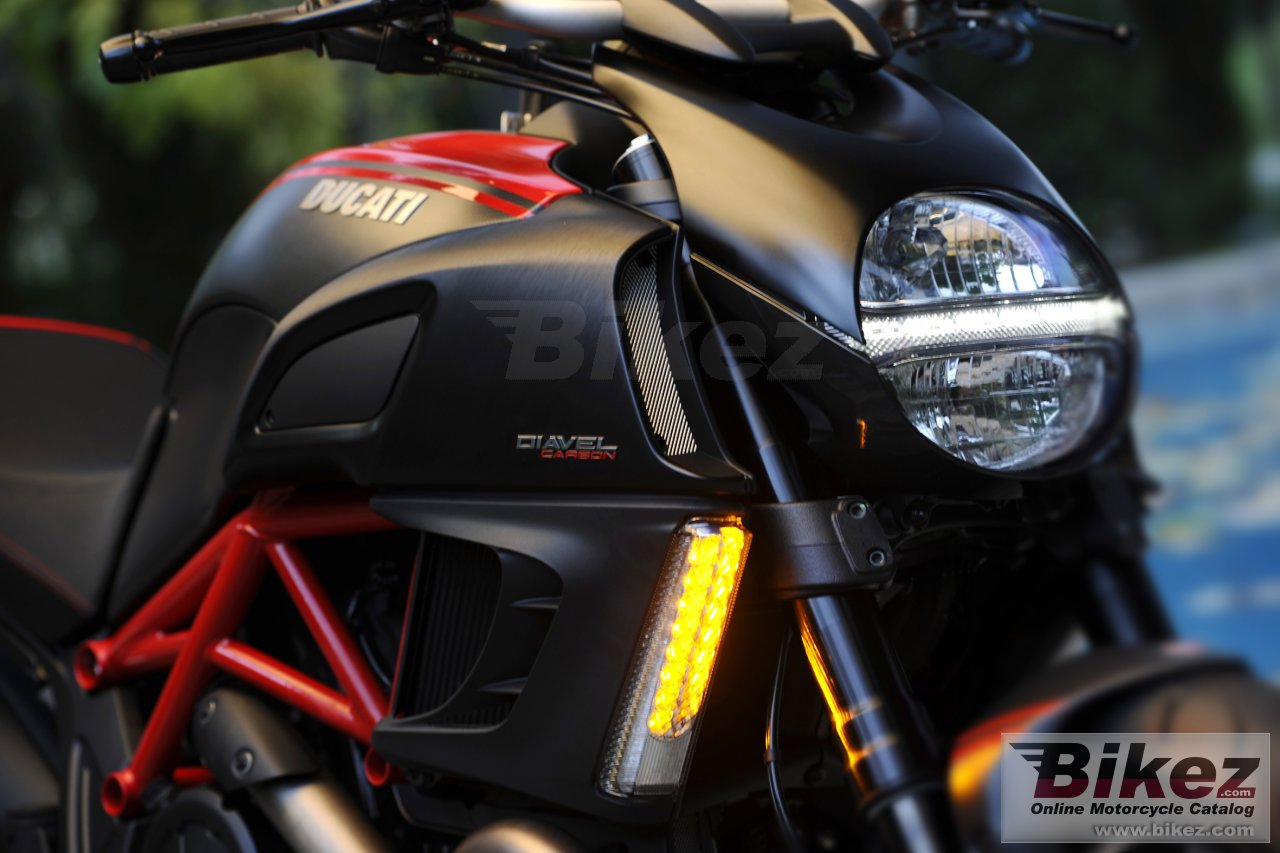 Ducati Diavel Carbon