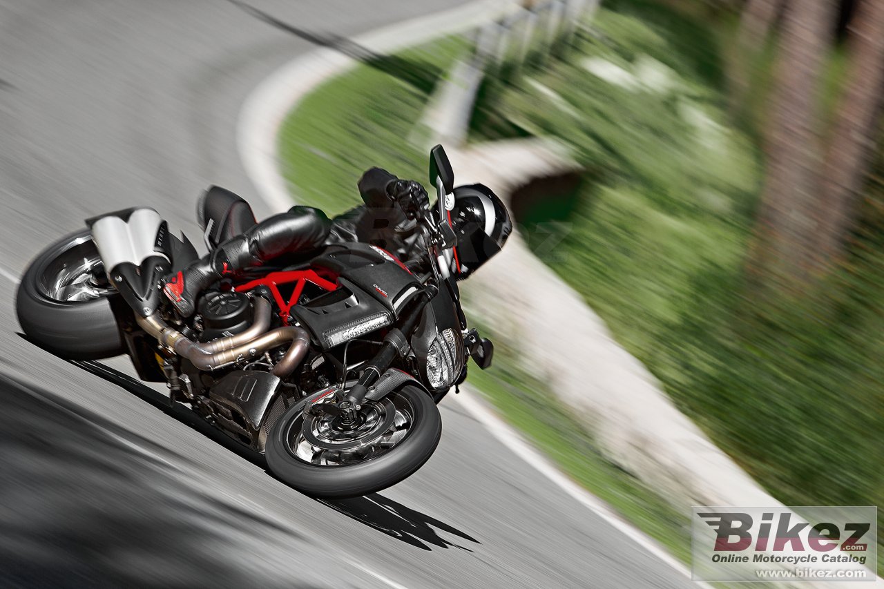 Ducati Diavel Carbon