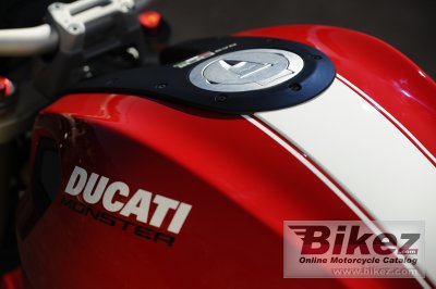 2013 Ducati Monster 1100 EVO