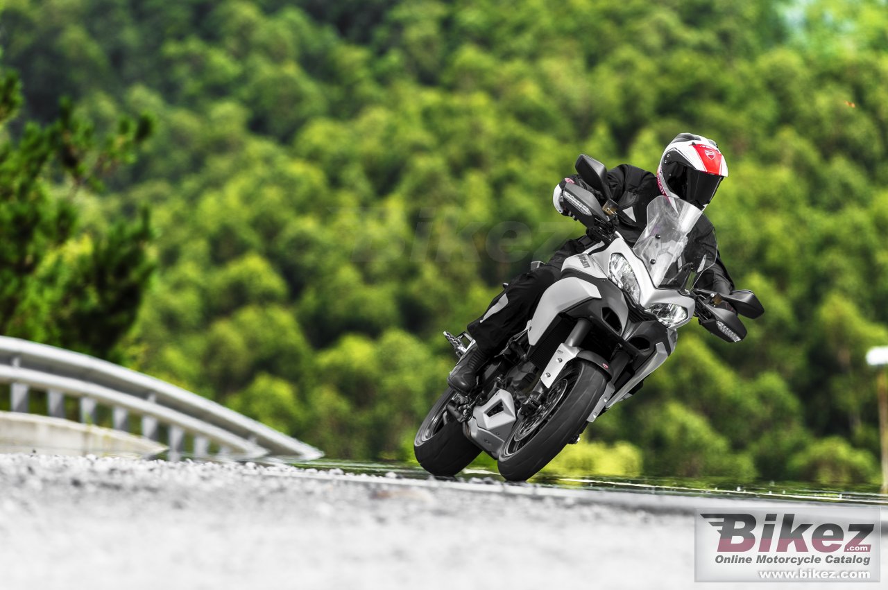 Ducati Multistrada 1200 S Touring