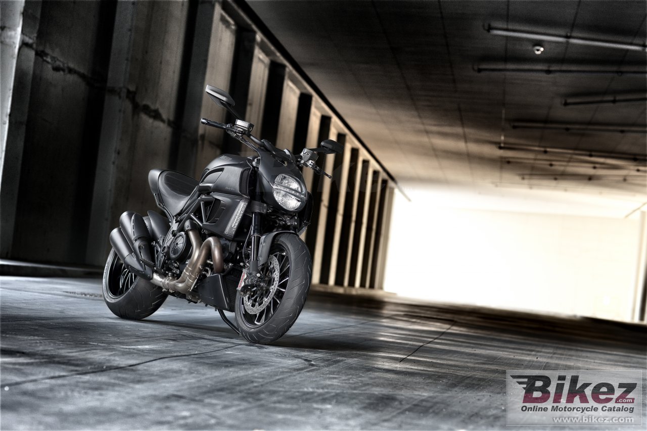 Ducati Diavel Dark