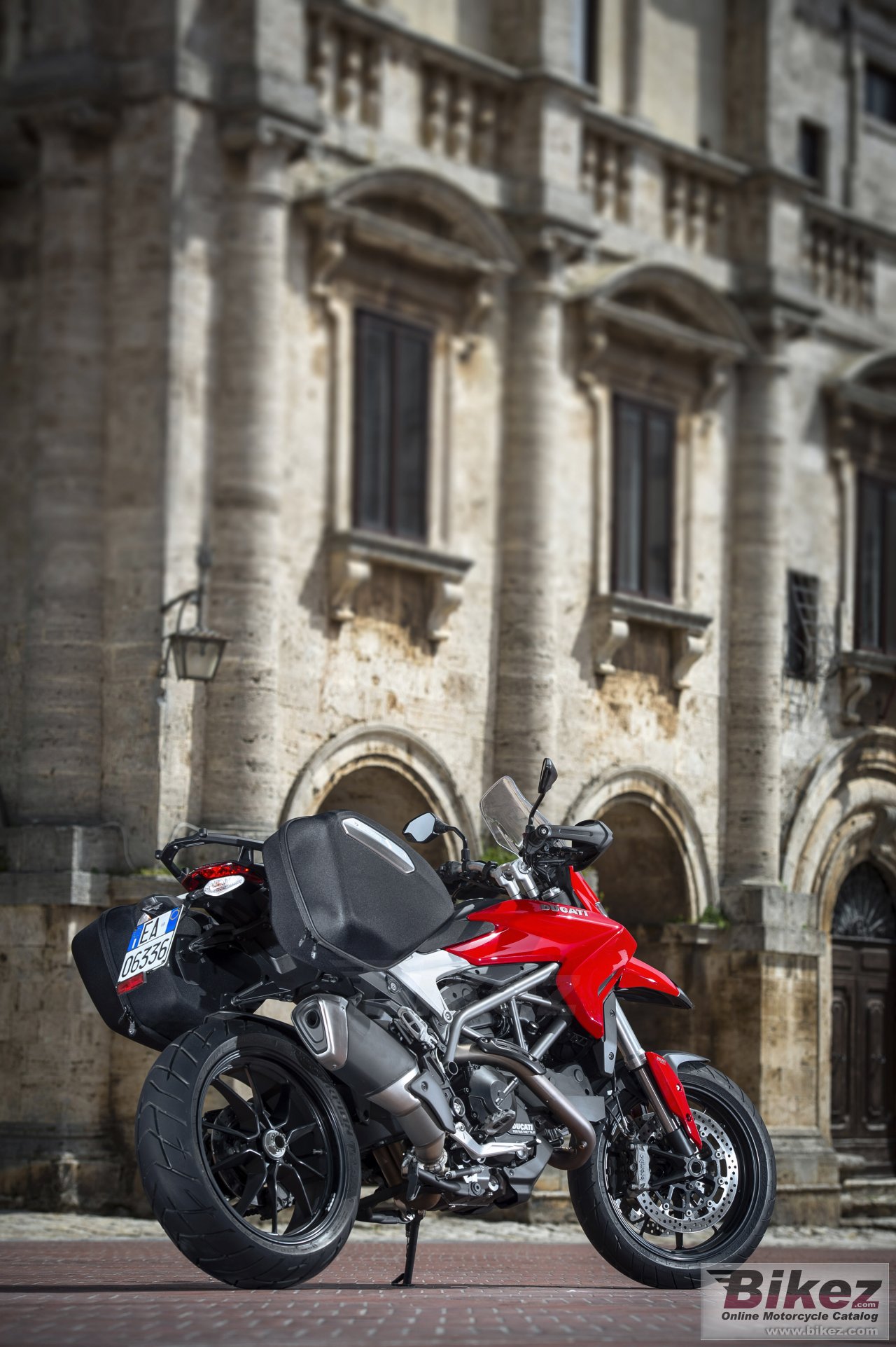 Ducati Hyperstrada