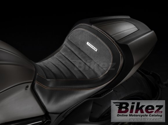 2015 Ducati Diavel Titanium