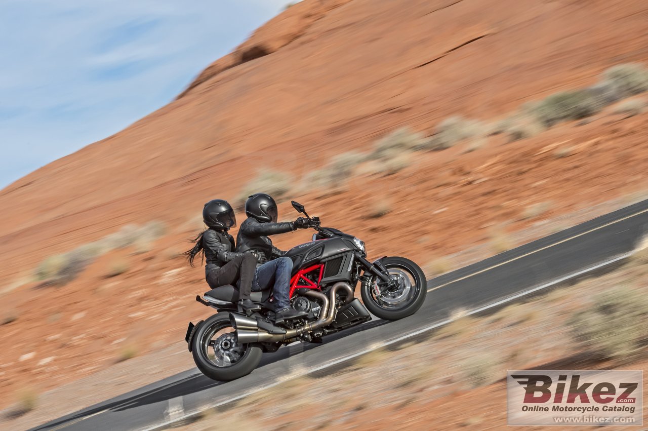 Ducati Diavel Carbon