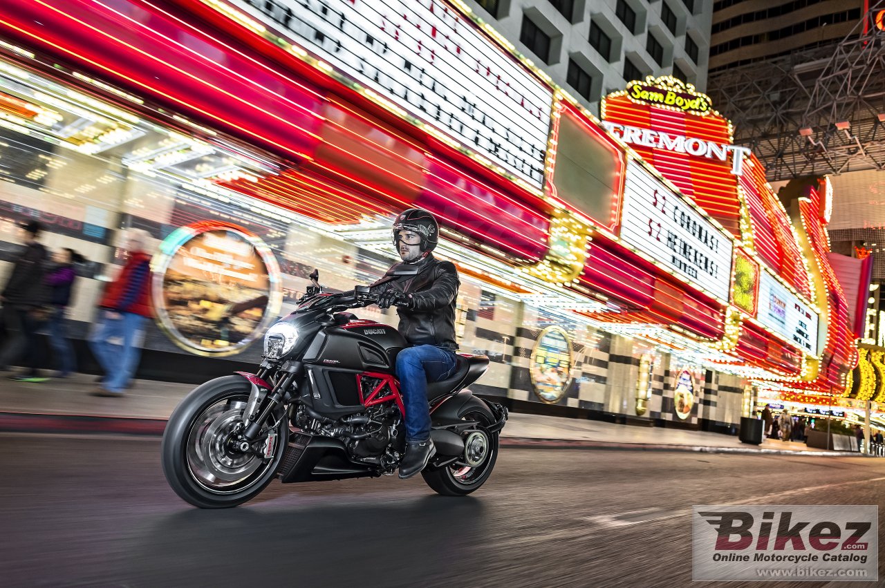 Ducati Diavel Carbon