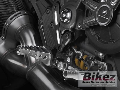 2015 Ducati Diavel Carbon