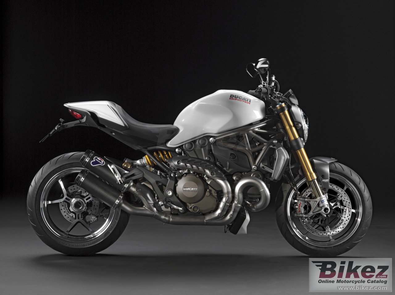 Ducati Monster 1200 S