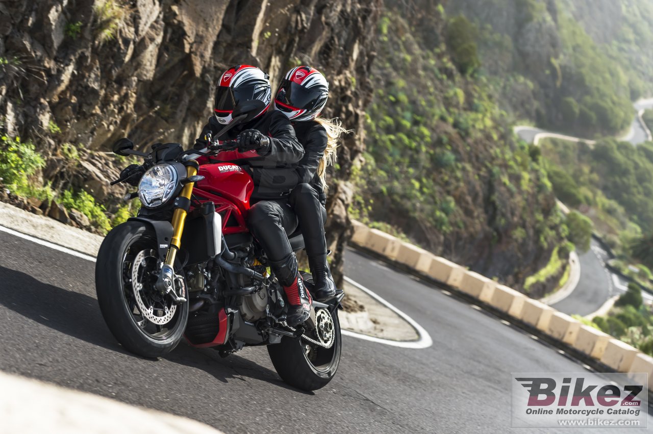 Ducati Monster 1200 S